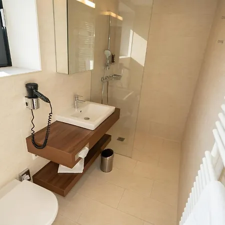 Appartementhaus Karawankenhof Apartmán Villach